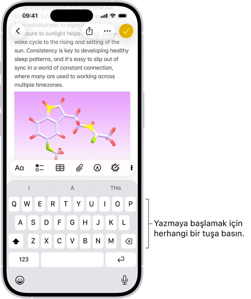Notlar uygulamasında bir belge açık. Ekran klavyesi ekranın alt yarısında.