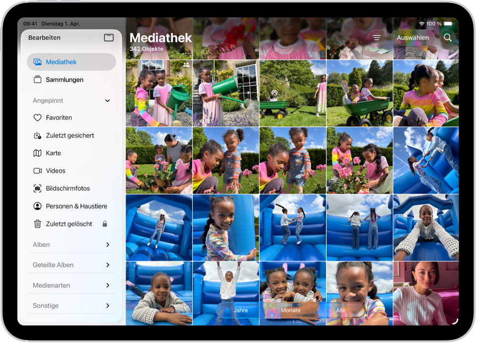Die App „Fotos“ ist geöffnet und der Tab „Mediathek“ ist in der Seitenleiste ausgewählt.