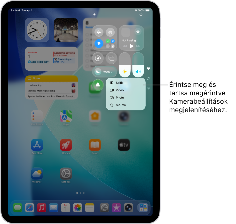 A képernyőn a Kamera által kínált további funkciók láthatók, amelyek a Vezérlőközpontban érhetők el, ha megérintve tartja a Kamera vezérlőt. A választható funkciók a következők: Szelfi, Videó, Fotó és Lassítás.