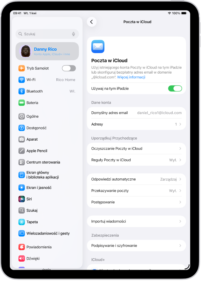 Aplikacja Ustawienia wyświetlająca ekran Poczta w iCloud. Na dole menu widoczna jest opcja Niestandardowa domena email.