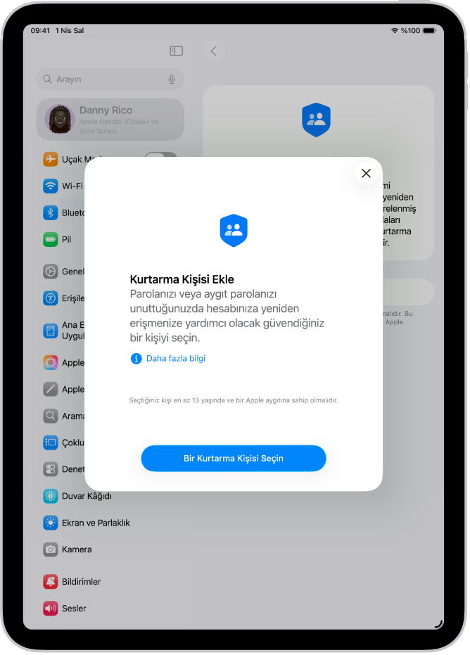 Özellik hakkında bilgi ile Hesap Kurtarma Kişisi ekranı. Kurtarma Kişisi Ekle düğmesi en alttadır