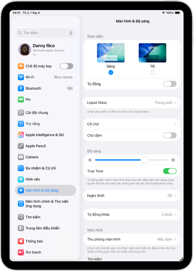 Màn hình Màn hình và Độ sáng trong Cài đặt.