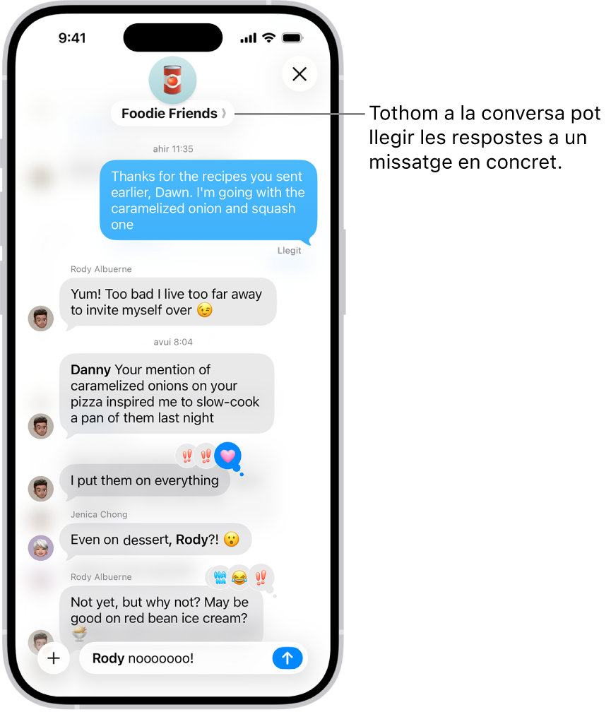 Redactant una resposta entre línies en una conversa de grup a l’app Missatges. Es menciona una altra persona a la conversa i el seu nom es mostra en negreta.