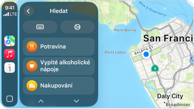 Obrazovka CarPlay zobrazující mapu San Francisca. Na pravé straně jsou tlačítka umístění, 3D, hlášení nebezpečí a přiblížení. Ve spodní části jsou tlačítka Hledat a Destinace.