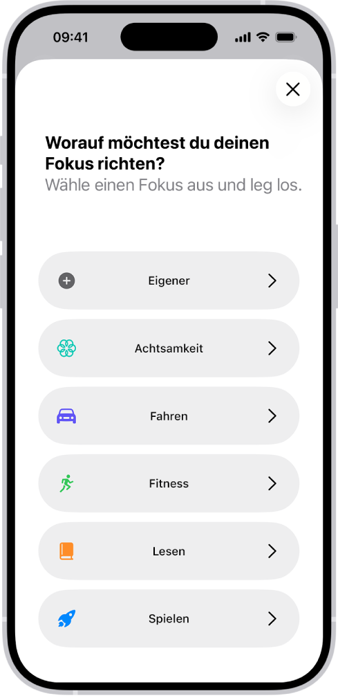 Ein Bildschirm zur Fokus-Konfiguration für eine der zusätzlich bereitgestellten Fokus-Optionen wie „Eigener“, „Fahren“, „Fitness“, „Spielen“, „Achtsamkeit“ und „Lesen“.