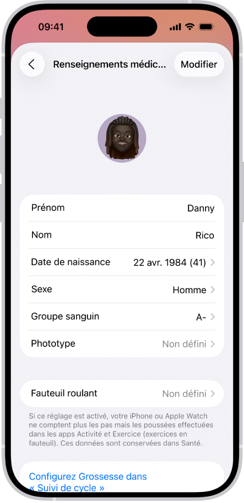 L’écran « Renseignements médicaux » qui inclut des champs pour le nom, la date de naissance, le groupe sanguin et d’autres informations.
