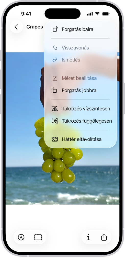 A képernyőn egy kép látható szőlővel az előtérben. A menüben a Háttér eltávolítása opció látható. A képernyő alján a Korrektúra, a Körbevágás, az Infó és a Megosztás gomb látható.