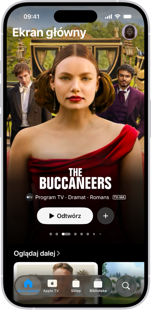 Karta Ekran główny z polecaną produkcją Apple Originals na środku, nad wierszem Oglądaj dalej. Na dole (od lewej do prawej) znajdują się karty: Ekran główny, Apple TV, Sklep, Biblioteka i Szukaj.