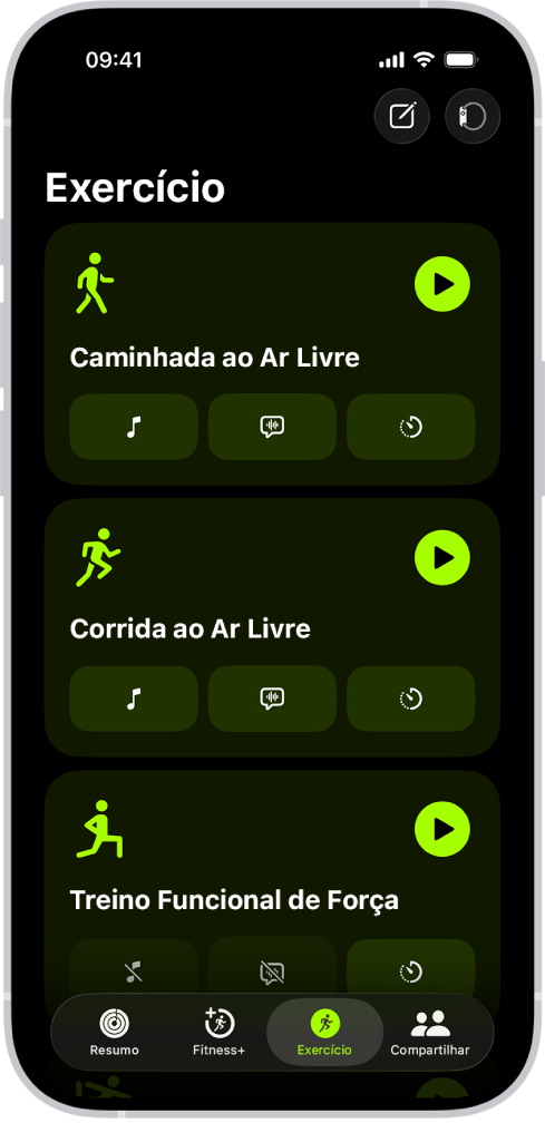 Tela de exercício do app Fitness mostrando três tipos de exercício. Os botões para registrar um exercício e conectar um monitor de frequência cardíaca estão na parte superior da tela.