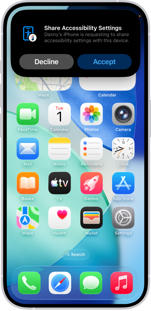 iPhone, ki prikazuje obvestilo, da Dannyjev iPhone zahteva deljenje nastavitev dostopnosti.