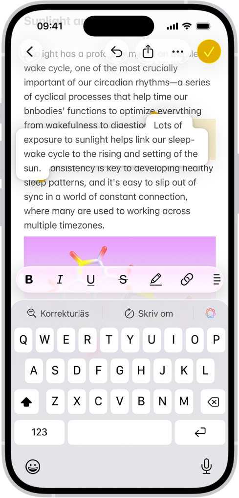Ett dokument är öppet i appen Anteckningar. Skärmtangentbordet finns i den nedre halvan av skärmen. Markerad text lyfts upp inuti dokumentet och är redo att flyttas till en ny plats.