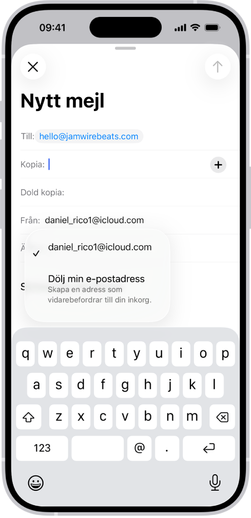 Ett mejlutkast skrivs. Från-fältet är markerat med två alternativ nedanför det: en privat e-postadress och Dölj min e-postadress.
