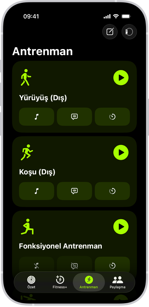 Üç antrenman gösteren Fitness antrenman ekranı.