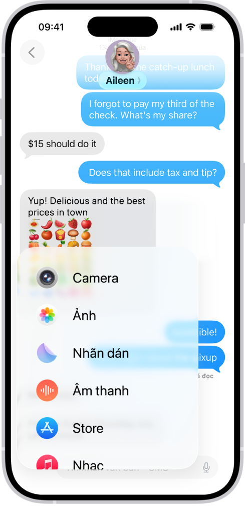 Danh sách các tính năng xuất hiện sau khi chạm vào nút Thêm trong một cuộc hội thoại Tin nhắn.