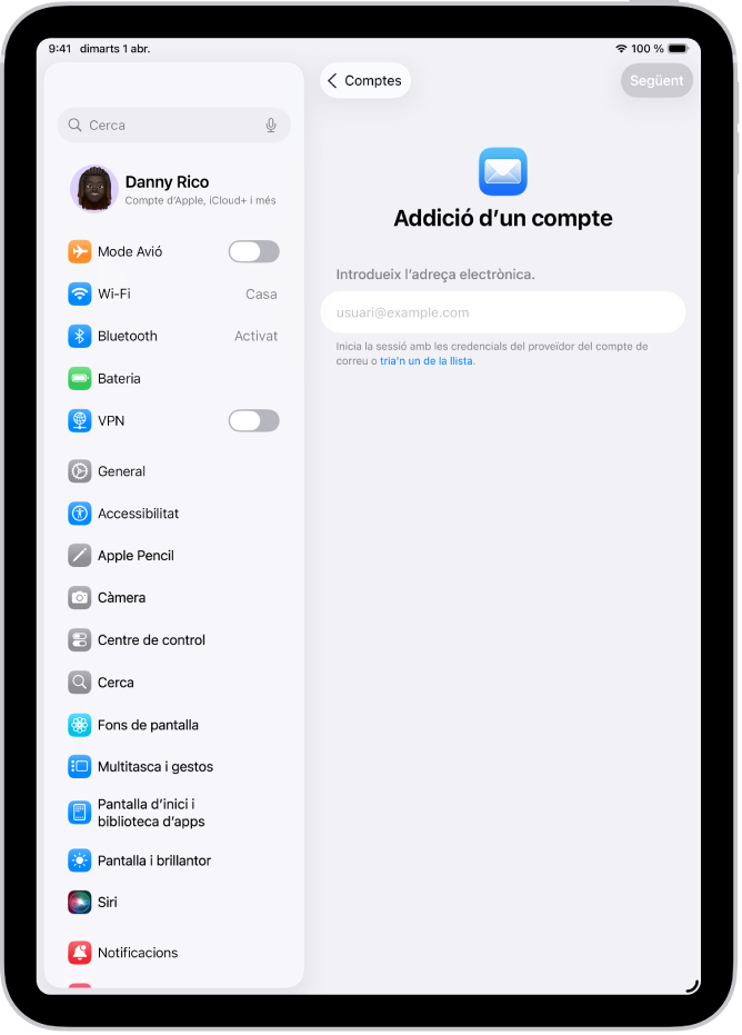La pantalla per afegir un compte mostra un camp per introduir-hi l’adreça electrònica.