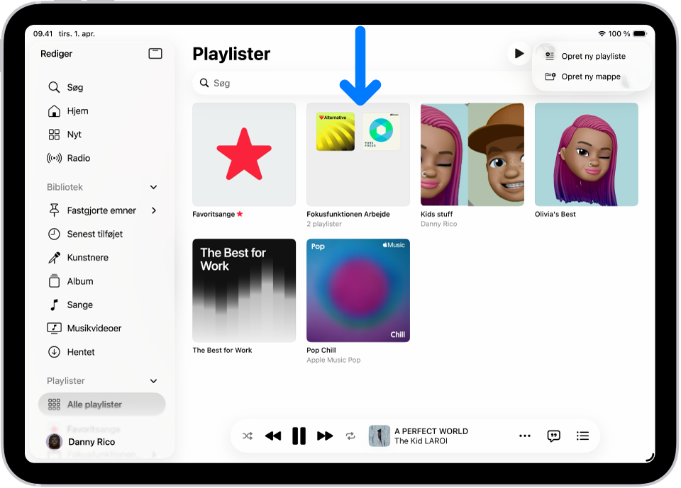 Appen Musik er åben på iPad med indholdsoversigten til venstre og listen med playlister til højre. Øverst vises knapper til at oprette en ny playliste eller ny mappe. En blå pil peger på en mappe med playlister med navnet Arbejdsfokus.