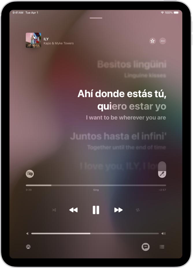 “ابھی پلے ہو رہا ہے” اسکرین، جس میں گانے کے بول کے دائیں طرف Apple Music Sing سلائڈر اور بائیں طرف ترجمہ اور تلفظ کا بٹن دکھایا جا رہا ہے۔ ترجمہ چالو ہے، لہٰذا آپ ہسپانوی سے انگریزی میں ترجمہ دیکھ سکتے ہیں۔ ہائی لائٹ کیے گئے حالیہ پلے ہونے والے گیت کے بول۔