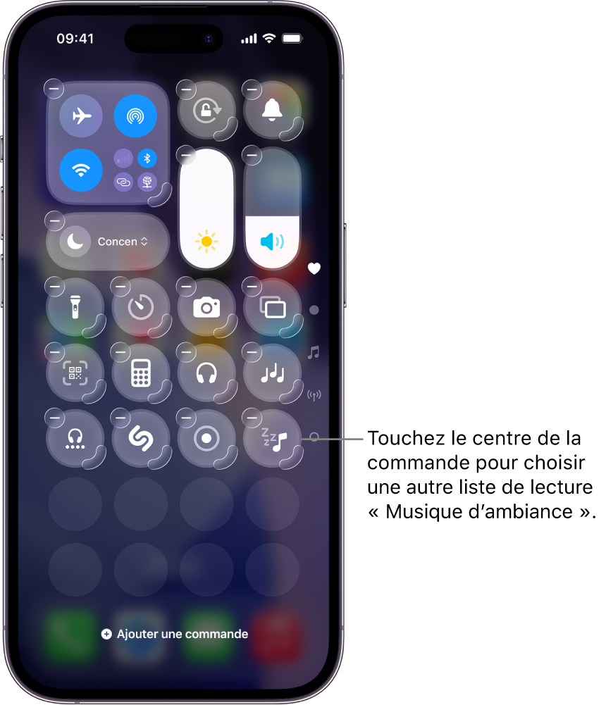 Écran d’iPhone affichant le centre de contrôle en mode de modification