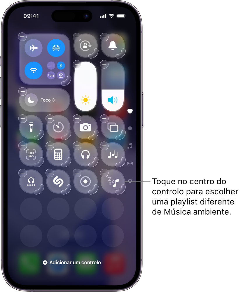 O ecrã do iPhone a mostrar a central de controlo no modo de edição