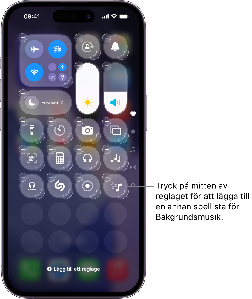 iPhone-skärmen visar Kontrollcenter i ändringsläge.