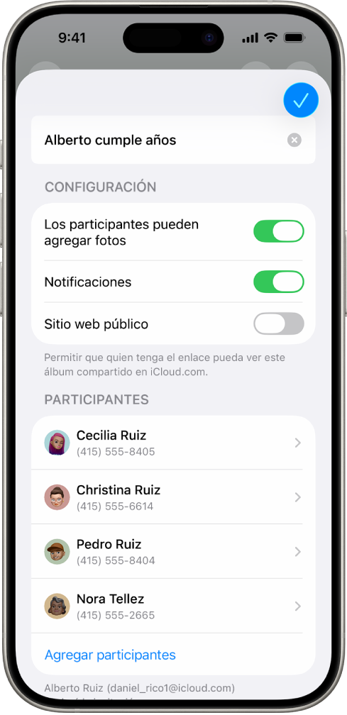 Pantalla del iPhone mostrando un álbum de fotos compartidas y con quién se comparte el álbum.