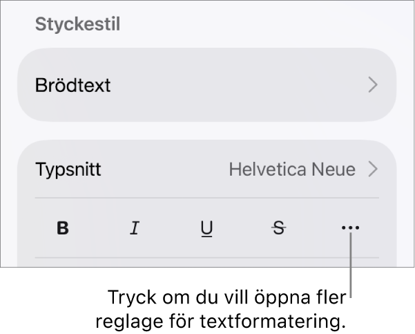 Fliken Text i formatreglagen, med en linje som pekar på knappen Fler textalternativ.