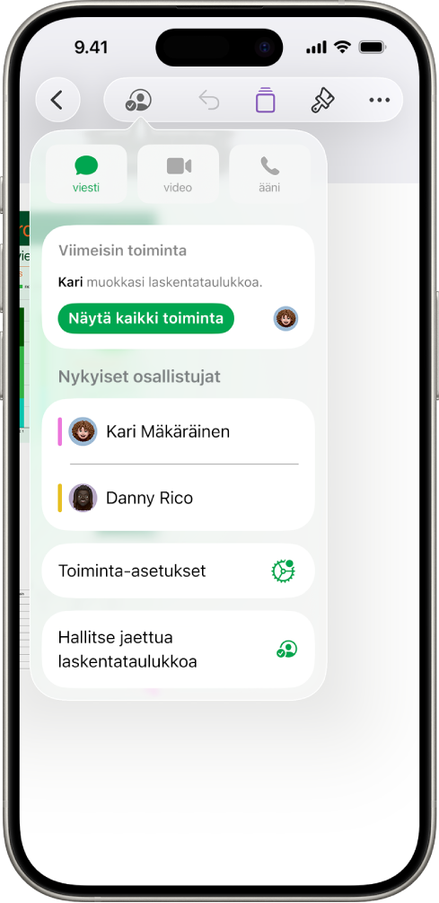 Yhteistyö-valikko, jossa on näkyvissä laskentataulukon parissa yhteistyötä tekevien käyttäjien nimet.