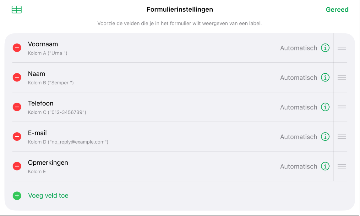 Het paneel 'Formulierinstellingen' met opties voor het toevoegen, wijzigen, rangschikken en verwijderen van velden en voor het wijzigen van de notatie van velden (bijvoorbeeld van 'Tekst' in 'Percentage').