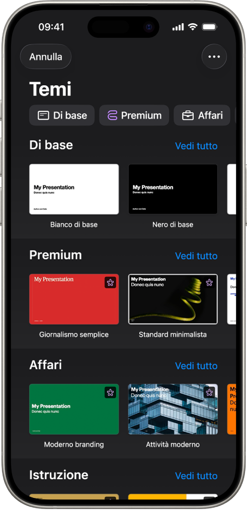 “Scelta temi”, in cui è visibile una riga di categorie nella parte superiore dello schermo che puoi toccare per filtrare le opzioni. Sotto si trovano le miniature di temi predefiniti organizzati in righe per categoria.