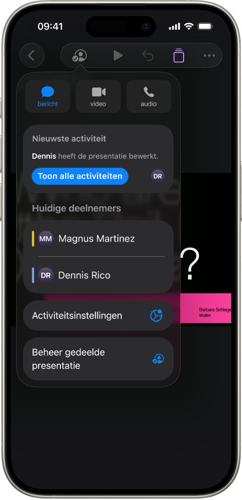 Het samenwerkingsmenu met daarin de namen van mensen die samen aan de presentatie werken.