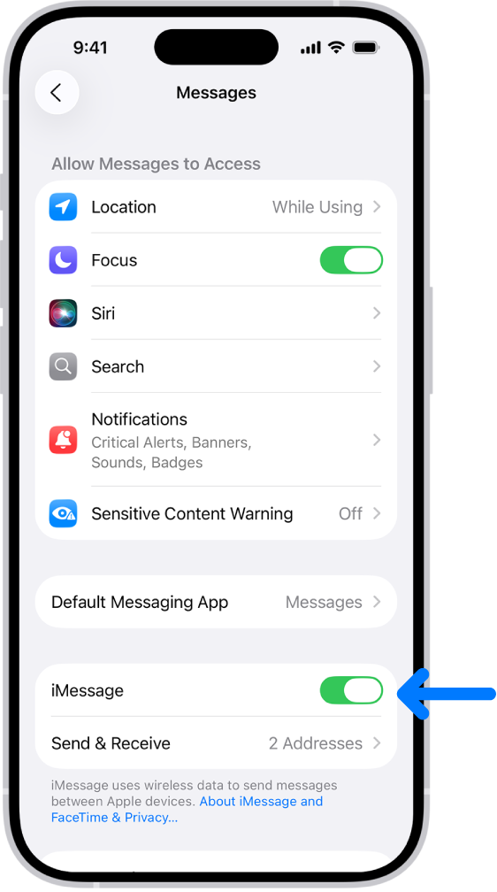 चालू किए गए iMessage के साथ संदेश ऐप का सेटिंग पेन।