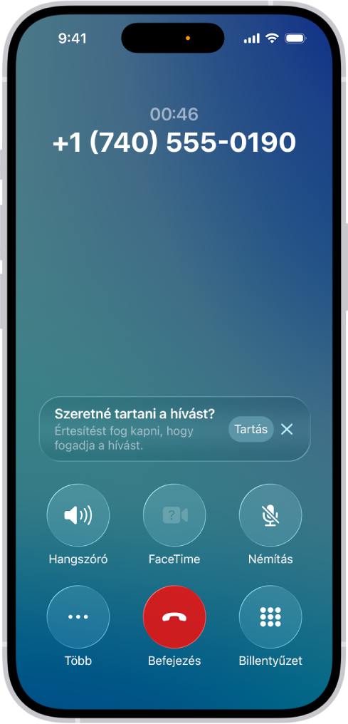A Telefon appban egy folyamatban lévő hívás látható az iPhone képernyőjén. A képernyő közepén egy értesítés látható, amely azt kérdezi a felhasználótól, hogy szeretné-e tartani a hívást és értesítést kapni, amikor kapcsolták a másik felet. Az értesítésben a Tartás és a Bezárás gombok láthatók.