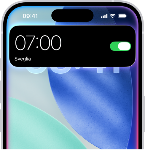 Lo schermo di iPhone, con una risposta di Siri nella parte superiore dello schermo e una sveglia che viene attivata.
