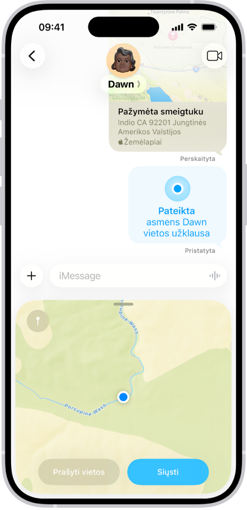 „Žinučių“ pokalbis su pažymėta vieta, buvimo vietos užklausa ir buvimo vieta, kuri bus išsiųsta.