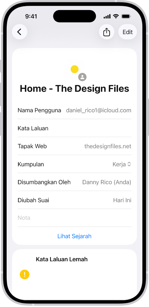 App Kata Laluan menunjukkan butiran untuk akaun, termasuk Nama Pengguna, Kata Laluan dan Tapak Web.