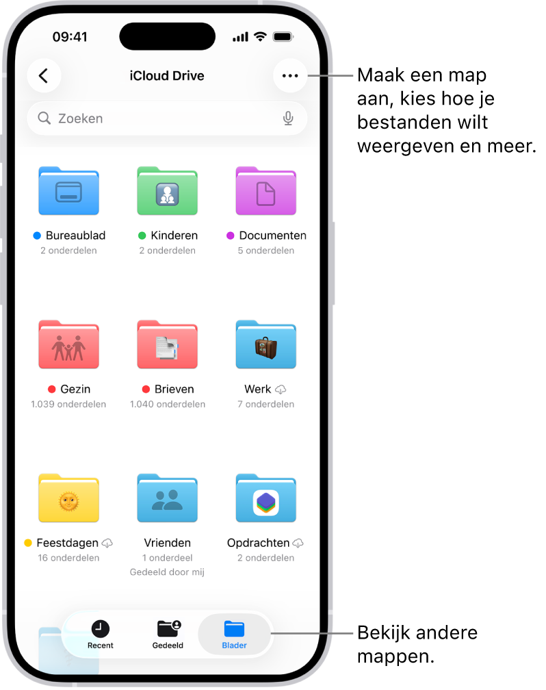 De Bestanden-app met de bestanden en mappen op je iCloud Drive. In het menu 'Meer' staan opties voor het selecteren van onderdelen, het aanmaken van een nieuwe map, het scannen van documenten en het maken van verbinding met een server. Daaronder staan opties om onderdelen als symbolen of in een lijst weer te geven. Onderin staan de sorteeropties 'Naam', 'Soort', 'Datum', 'Grootte' en 'Tags', gevolgd door 'Bekijk opties'.