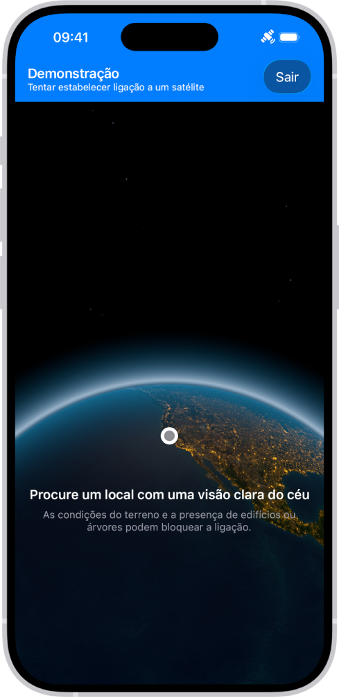 A demonstração de ligação por satélite, disponível na aplicação Definições, fornece uma pré‑visualização do que vê quando abre a aplicação Mensagens num iPhone 14 ou posterior e não tem cobertura de rede móvel ou Wi-Fi.