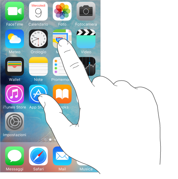 Un dito che tocca un’app.