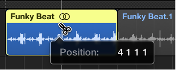Figure. Splitting a region with the Scissors tool, with a help tag showing the position of the split.
