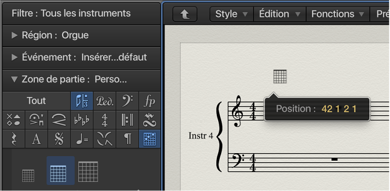 Figure. Déplacement par glissement d’un symbole de grille d’accords dans l’éditeur de partition