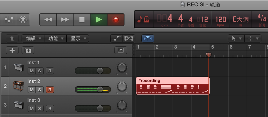 图。 显示“轨道”区域中红色的录制的 MIDI 片段。