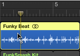 图。 使用独奏工具点按并按住片段。