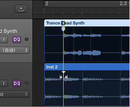 图。 显示将 Flex 标记吸附到瞬变标记的黄色参考线的片段区域。