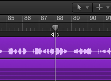 图。 显示向下拖移播放头顶部之前的片段的编配区域。