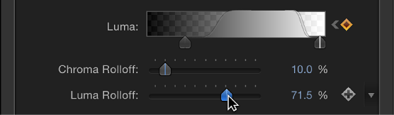 Adjusting Luma Rolloff slider of Keyer filter